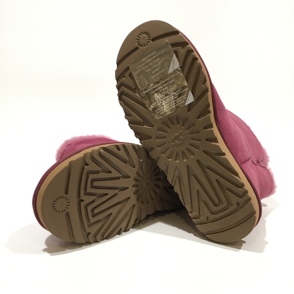 UGG CLASSIC MINI TWIST SUEDE / SHEEPSKIN ANKLE BOOTS -BOUGAINVILLEA -US 7 - Picture 8 of 9